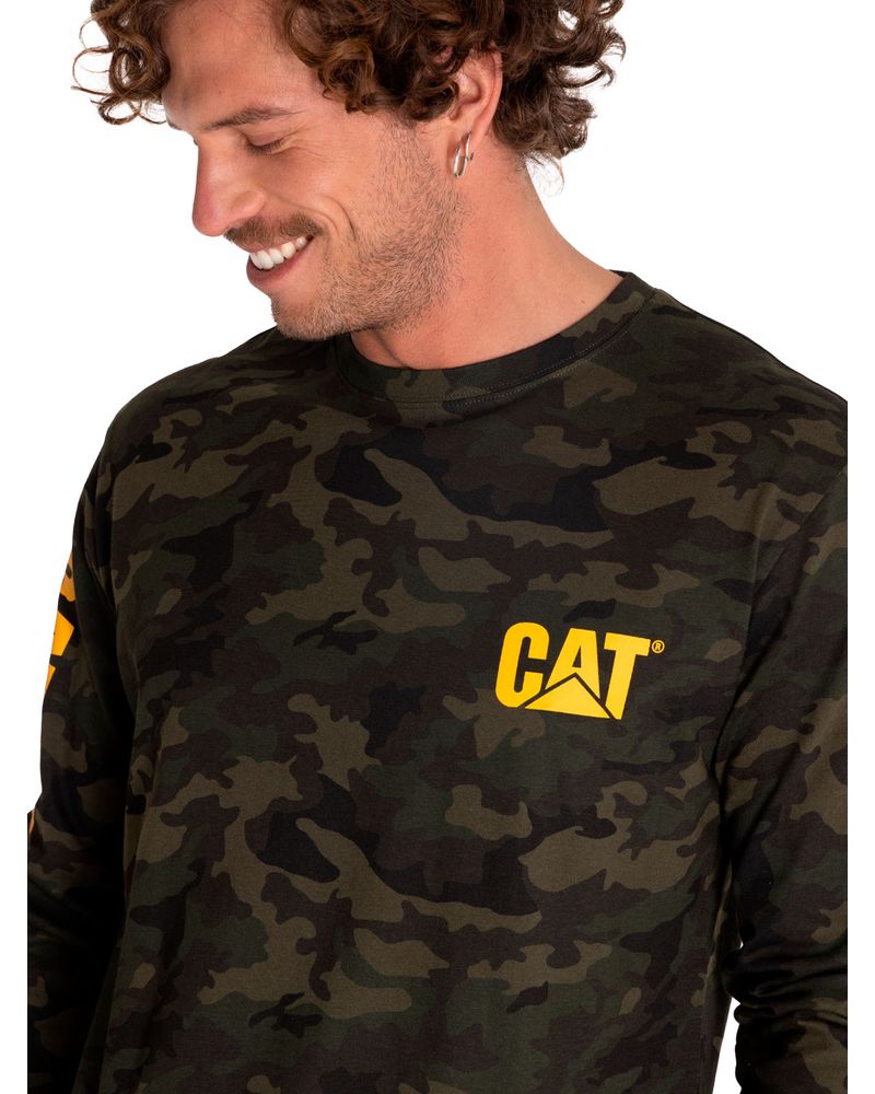 Polera-Manga-Larga-Casual-Hombre-Trademark-Banner-L-S-Slim-Tee-Verde-Cat