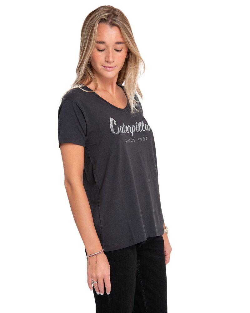 Polera-Manga-corta-Casual-Mujer-CATERPILLAR-SCRIPT-V-NECK-TEE-NEGRO-CAT