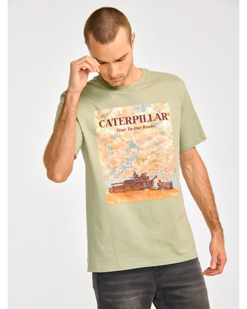 Polera-Manga-corta-Casual-Hombre-HERITAGE-UNIFORM-HEAVYWEIGHT-GRAPHIC-TEE-1-Verde-CAT