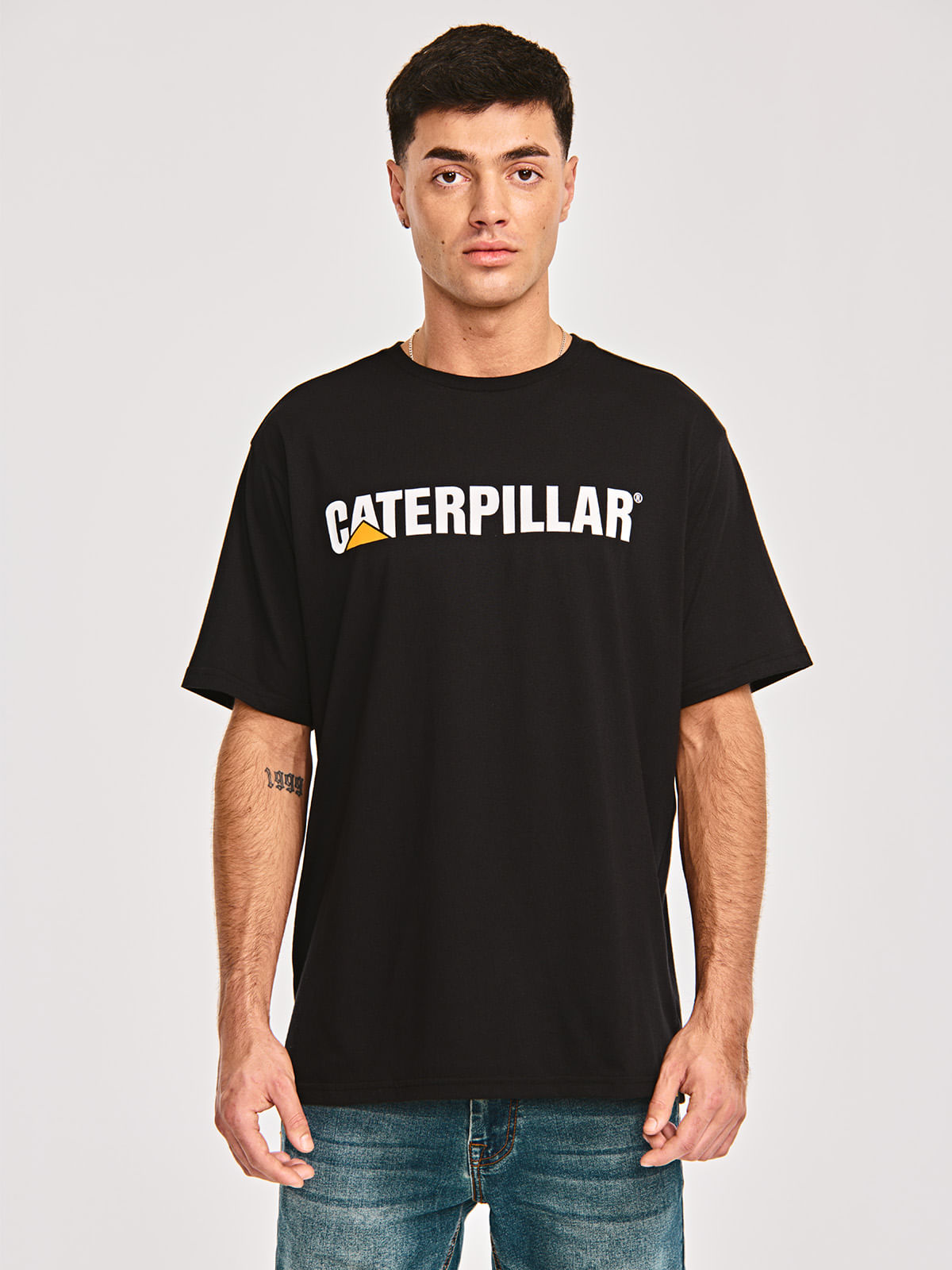 Polera Manga corta Casual Hombre CATERPILLAR LOGO TEE Negro CAT