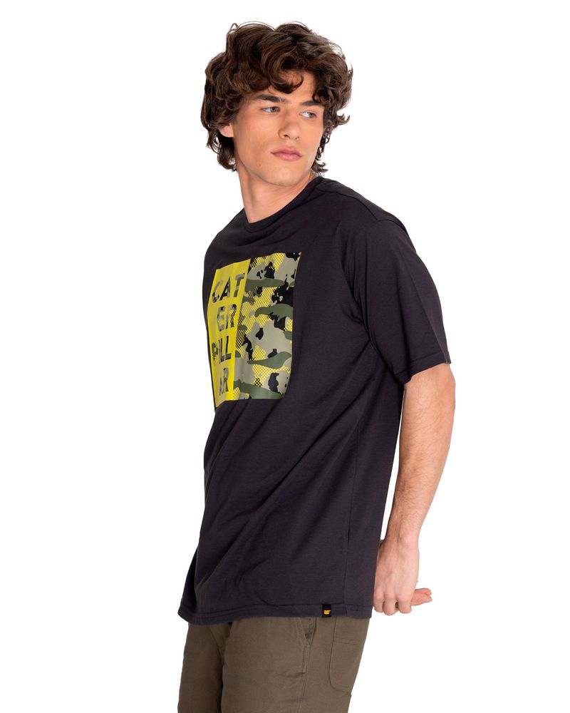 Polera-Manga-corta-Casual-Hombre-URBAN-CAMO-GRAPHIC-TEE-3-Negro-CAT