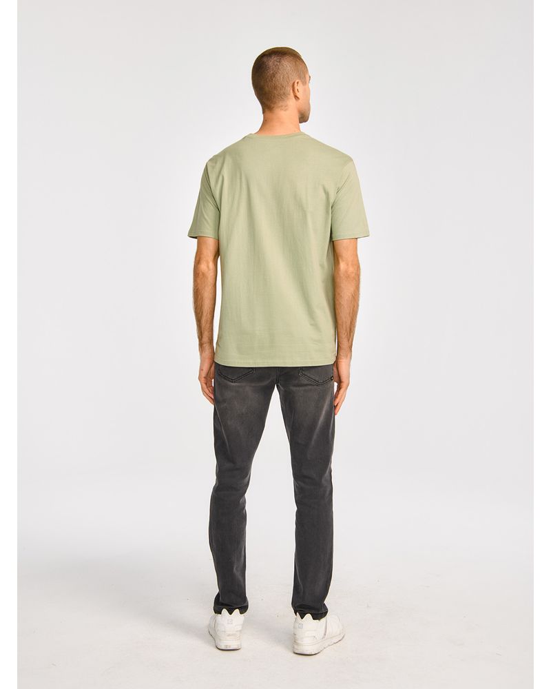 Polera-Manga-corta-Casual-Hombre-HERITAGE-UNIFORM-HEAVYWEIGHT-GRAPHIC-TEE-1-Verde-CAT