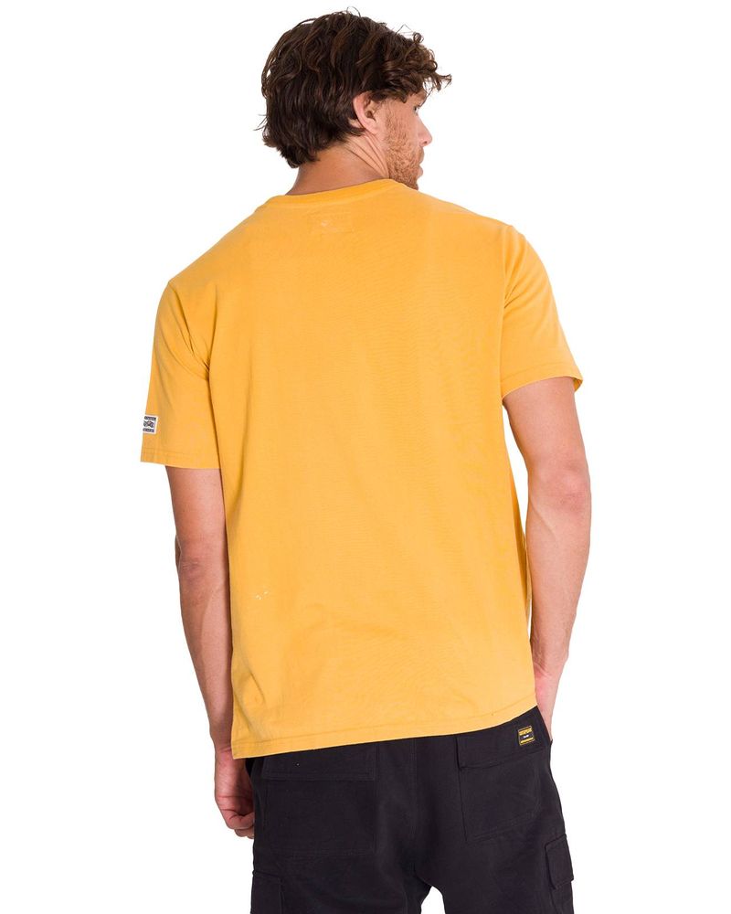 Polera-Manga-Corta-Casual-Hombre-HERITAGE-1925-GRAPHIC-TEE-Amarilla-Cat