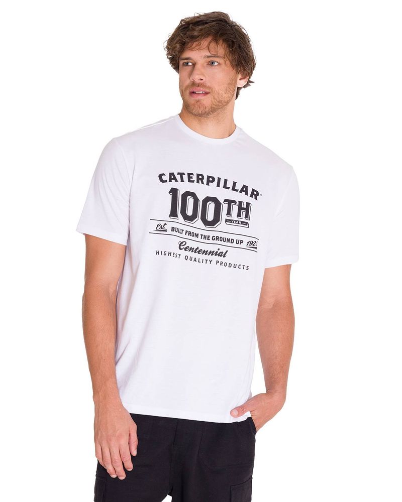 Polera-Manga-Corta-Casual-Hombre-CENTENNIAL-100-YEARS-GRAPHIC-TEE--Blanca-Cat
