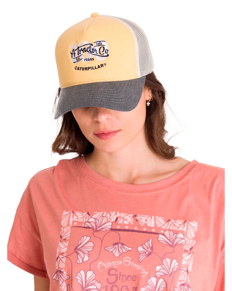 Jockey-Con-Broche-Casual-Mujer-100-Year-Trucker-Hat-Vainilla-Cat