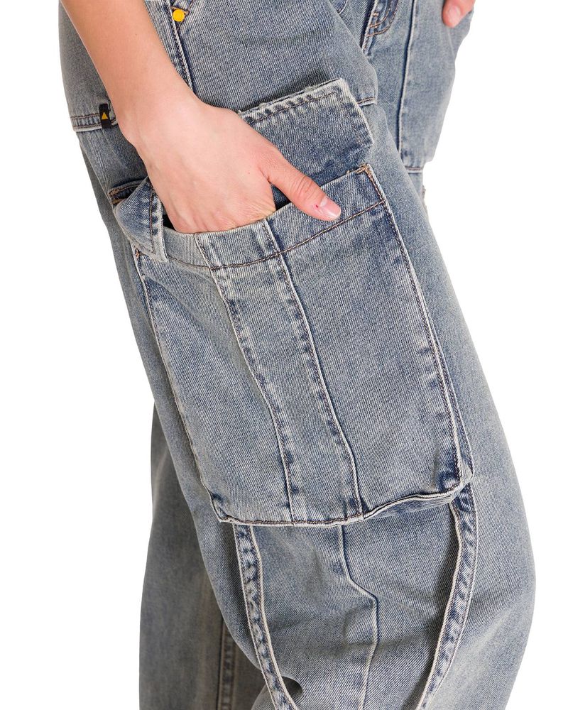Jeans-Tiro-Alto-Mujer-RIGID-DENIM-EXAGGERATED-CARGO-Gris-Claro-Cat
