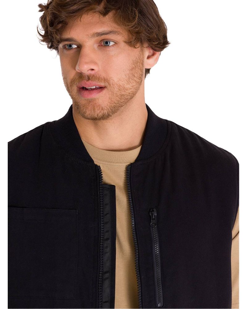 Chaqueta-Sin-Mangas-Hombre-UTILITY-SHERPA-LINED-VEST-Negra-Cat