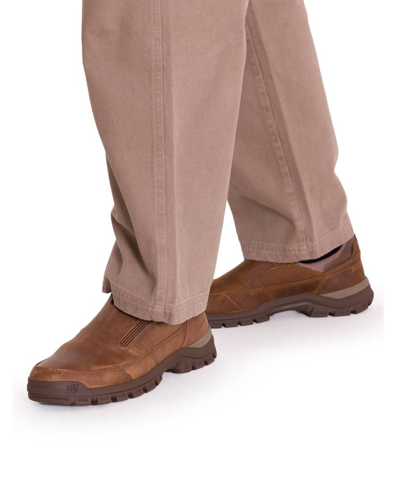 Zapatilla-Cuero-Hombre-Threshold-Slip-On-Cafe-Oscuro-Cat