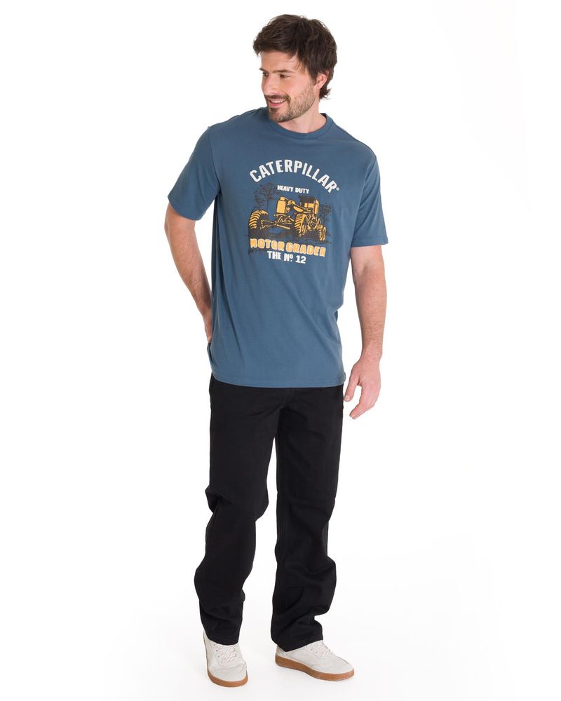 Polera-Manga-Corta-Casual-Hombre-EQUIPMENT-GRAPHIC-TEE-Azul-Acero-Cat